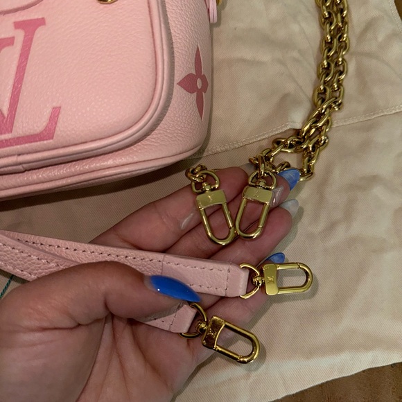 Louis Vuitton Mini Bumbag Gradient Pink By The Pool Monogram Limited Edition. - Picture 12 of 12